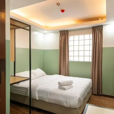 St. Marvin Studio Makati M209